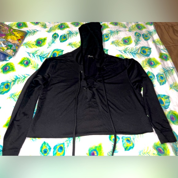 Express Tops - Express‎ long sleeve crop top